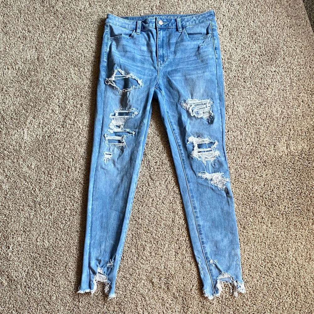 American Eagle Light Blue Distressed Skinny Jeans 360 next level Stretch